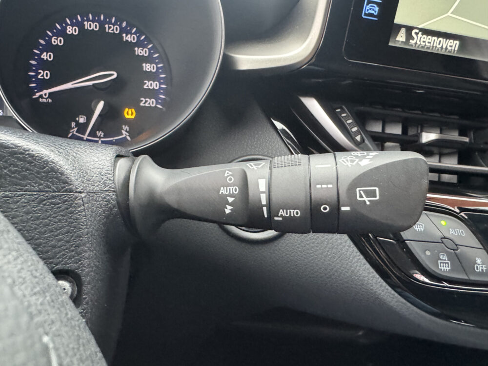 Toyota C-HR 1.8 Hybrid Dynamic // LED // NAVI // CAMERA // ADAPTIV CRUISE // STOEL + STUURWIELVERWARMING // TREKHAAK!! 25