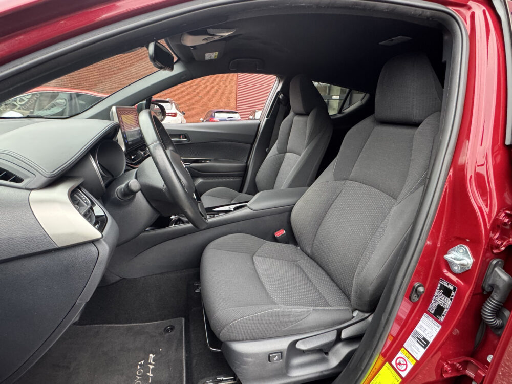 Toyota C-HR 1.8 Hybrid Dynamic // LED // NAVI // CAMERA // ADAPTIV CRUISE // STOEL + STUURWIELVERWARMING // TREKHAAK!! 9