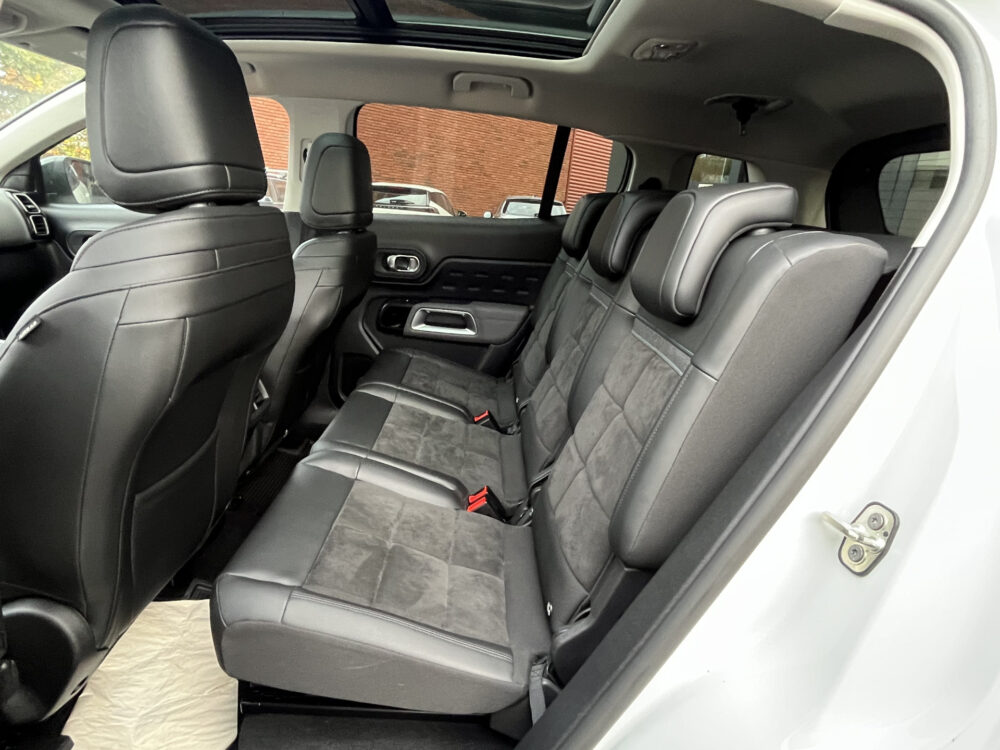 Citroën C5 Aircross 1.6 Plug-in Hybrid 225 Shine // TREKHAAK // SCHUIF KANTEL-DAK // NAVI // ADAPTIVE CRUISE // CAMERA // CLIMA // APPLE CARPLAY-AND 10