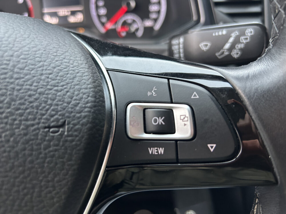 Volkswagen T-Roc 1.0 TSI Style // LED // APPLE CARPLAY / ANDROID AUTO // CLIMA // PDC V+A // STOELVERWARMING 10