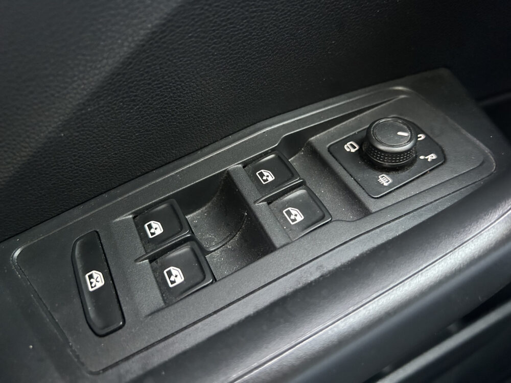 Volkswagen T-Roc 1.0 TSI Style // LED // APPLE CARPLAY / ANDROID AUTO // CLIMA // PDC V+A // STOELVERWARMING 22