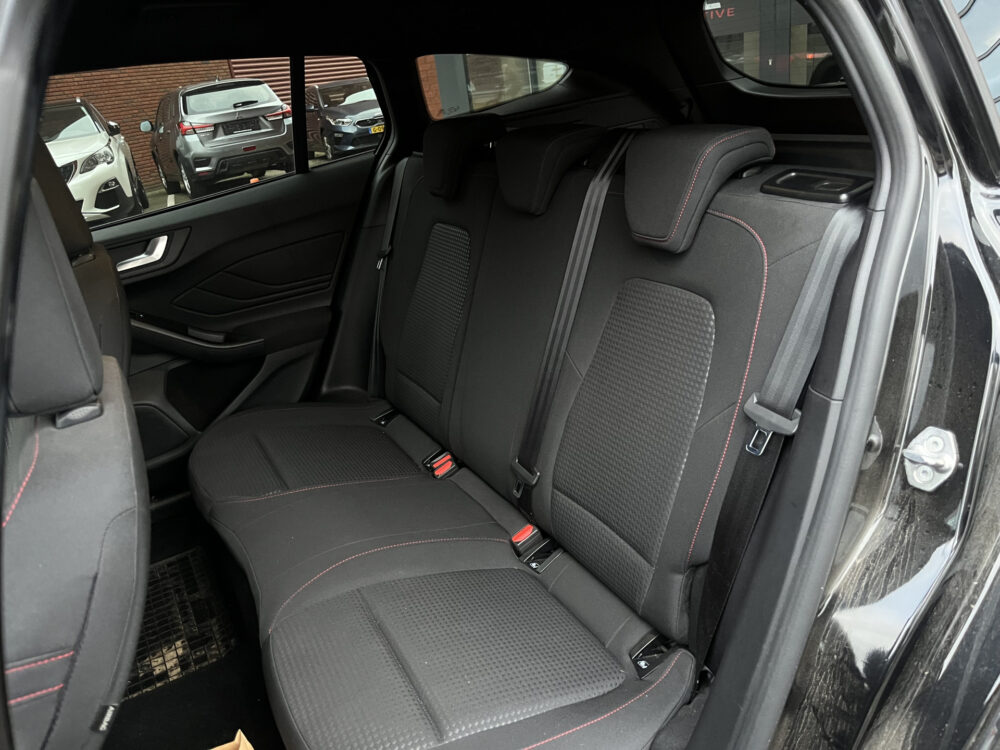 Ford FOCUS Wagon 1.0 EcoBoost 125PK ST Line Business // ADAPT. CRUISE // DODEHOEK // CLIMA // CAMERA+SENSOREN // NAVI+CARPLAY // STUUR+STOELVERWA 13