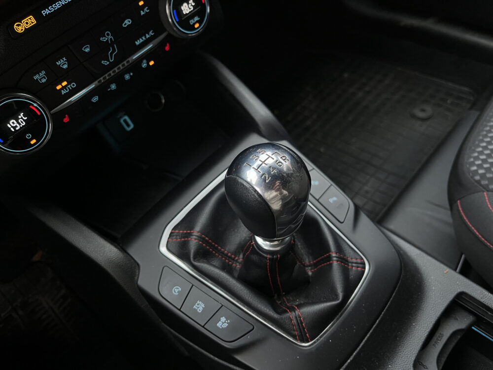 Ford FOCUS Wagon 1.0 EcoBoost 125PK ST Line Business // ADAPT. CRUISE // DODEHOEK // CLIMA // CAMERA+SENSOREN // NAVI+CARPLAY // STUUR+STOELVERWA 23