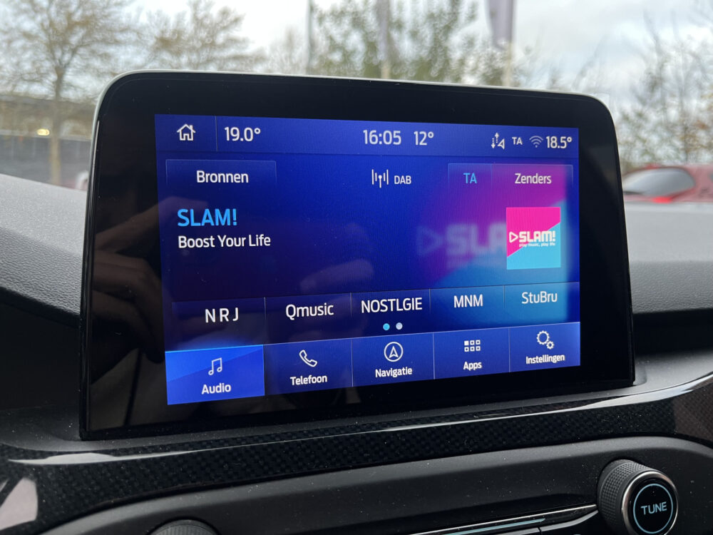 Ford FOCUS Wagon 1.0 EcoBoost 125PK ST Line Business // ADAPT. CRUISE // DODEHOEK // CLIMA // CAMERA+SENSOREN // NAVI+CARPLAY // STUUR+STOELVERWA 31