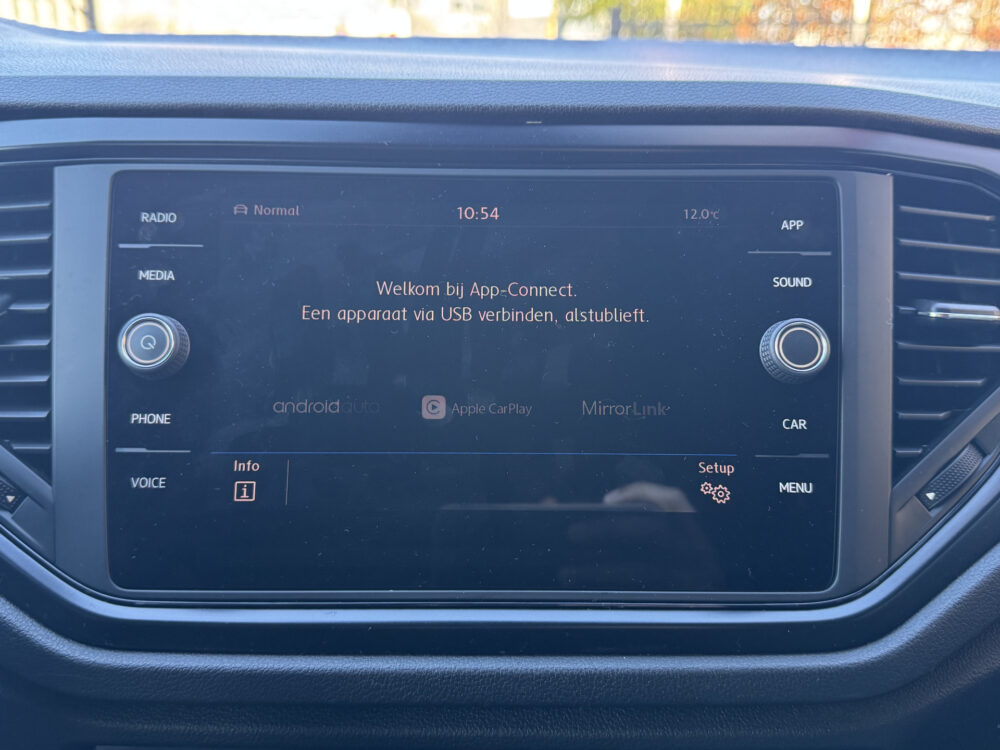 Volkswagen T-Roc 1.0 TSI Style // APPLE CARPLAY - ANDROID AUTO // PDC // CLIMA // STOELVERWARMING // 15