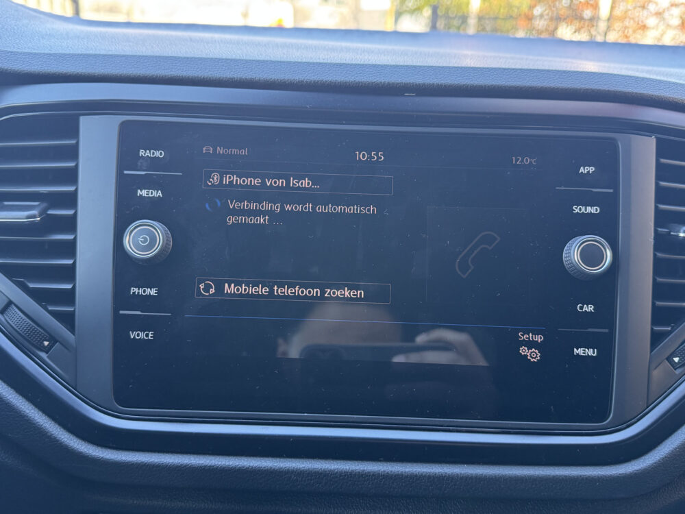 Volkswagen T-Roc 1.0 TSI Style // APPLE CARPLAY - ANDROID AUTO // PDC // CLIMA // STOELVERWARMING // 17