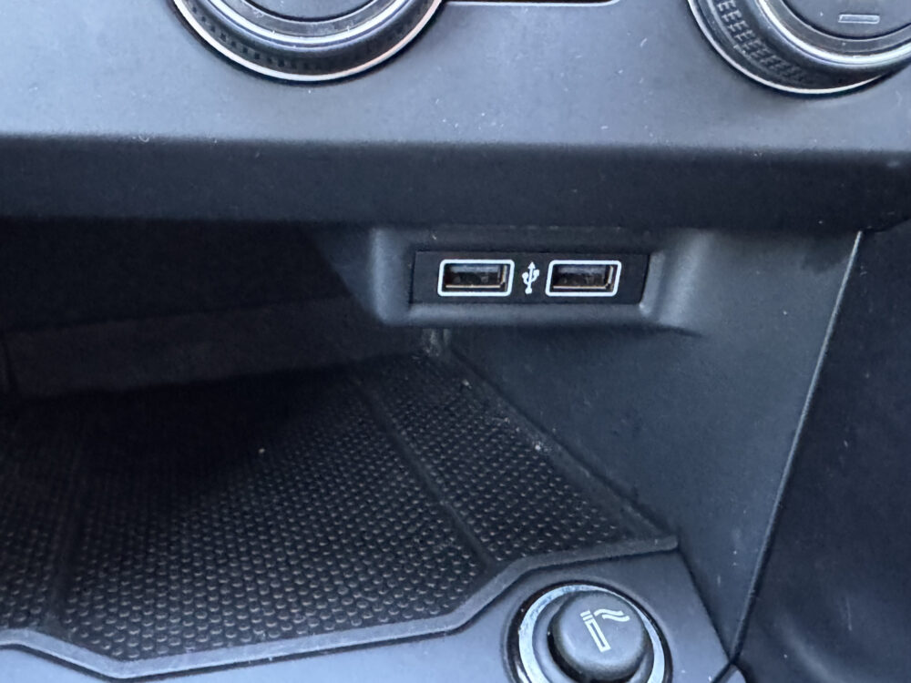 Volkswagen T-Roc 1.0 TSI Style // APPLE CARPLAY - ANDROID AUTO // PDC // CLIMA // STOELVERWARMING // 27