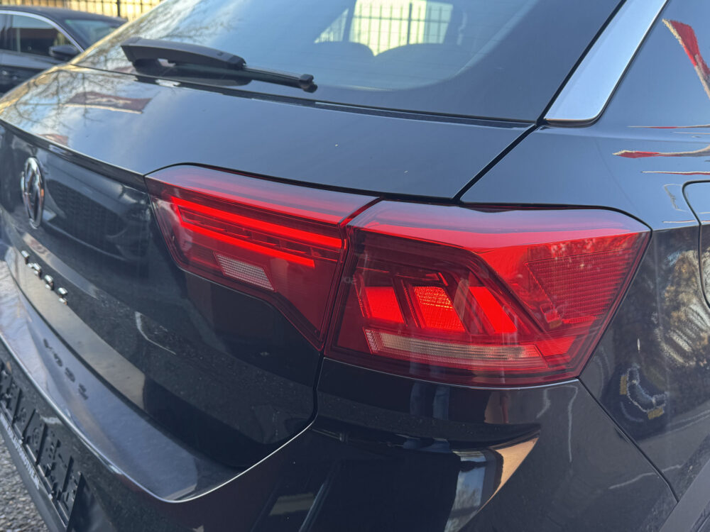 Volkswagen T-Roc 1.0 TSI Style // APPLE CARPLAY - ANDROID AUTO // PDC // CLIMA // STOELVERWARMING // 5