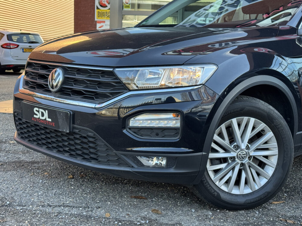 Volkswagen T-Roc 1.0 TSI Style // APPLE CARPLAY - ANDROID AUTO // PDC // CLIMA // STOELVERWARMING // 6
