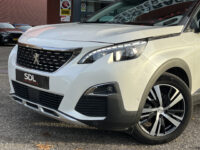Peugeot 3008 1.2 PureTech Allure // DIGI COCKPIT! // NAVI // CAMERA // CLIMA // CRUISE // TREKHAAK // APPLE CARPLAY - ANDROID AUTO // ELEK. A 39