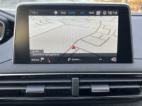 Peugeot 3008 1.2 PureTech Allure // DIGI COCKPIT! // NAVI // CAMERA // CLIMA // CRUISE // TREKHAAK // APPLE CARPLAY - ANDROID AUTO // ELEK. A 47