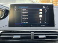 Peugeot 3008 1.2 PureTech Allure // DIGI COCKPIT! // NAVI // CAMERA // CLIMA // CRUISE // TREKHAAK // APPLE CARPLAY - ANDROID AUTO // ELEK. A 48