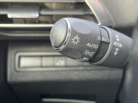 Peugeot 3008 1.2 PureTech Allure // DIGI COCKPIT! // NAVI // CAMERA // CLIMA // CRUISE // TREKHAAK // APPLE CARPLAY - ANDROID AUTO // ELEK. A 55