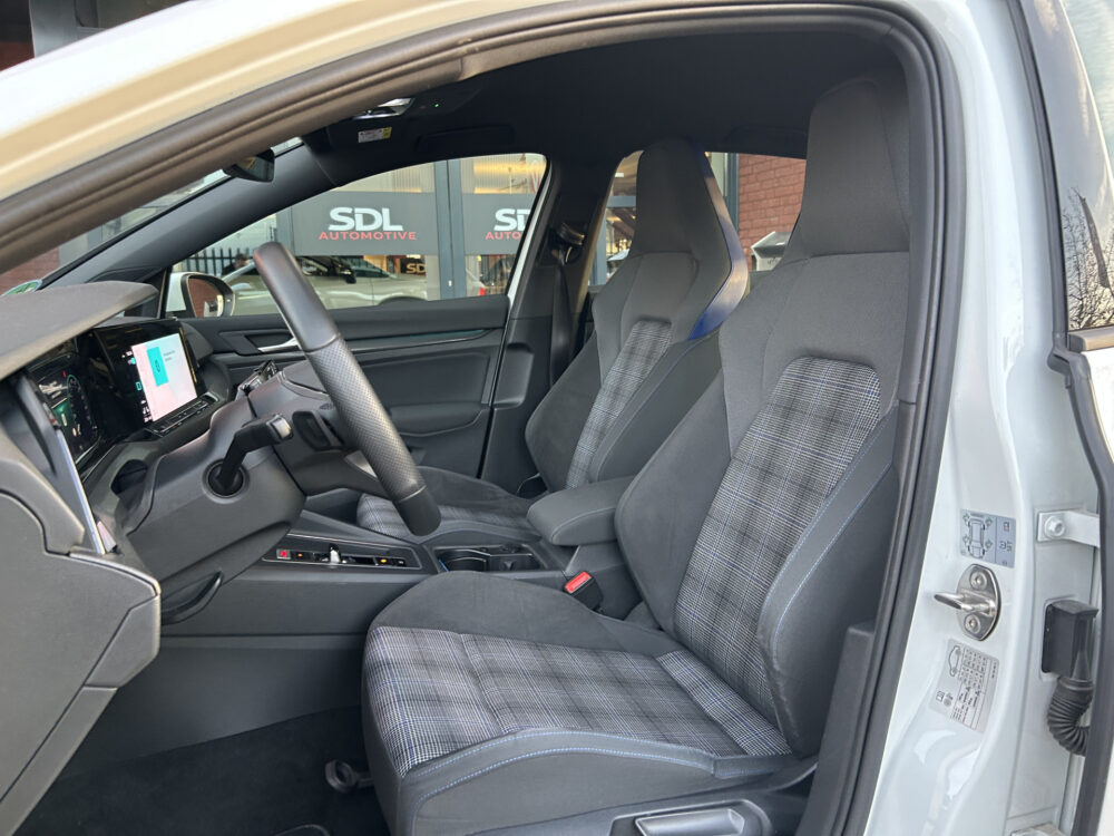 Volkswagen Golf 1.4 eHybrid GTE 1e EIGENAAR!! // FULL LED // ADAPTIV. CRUISE // NAVI // PDC V+A // STOEL + STUURWIELVERWARMING 8