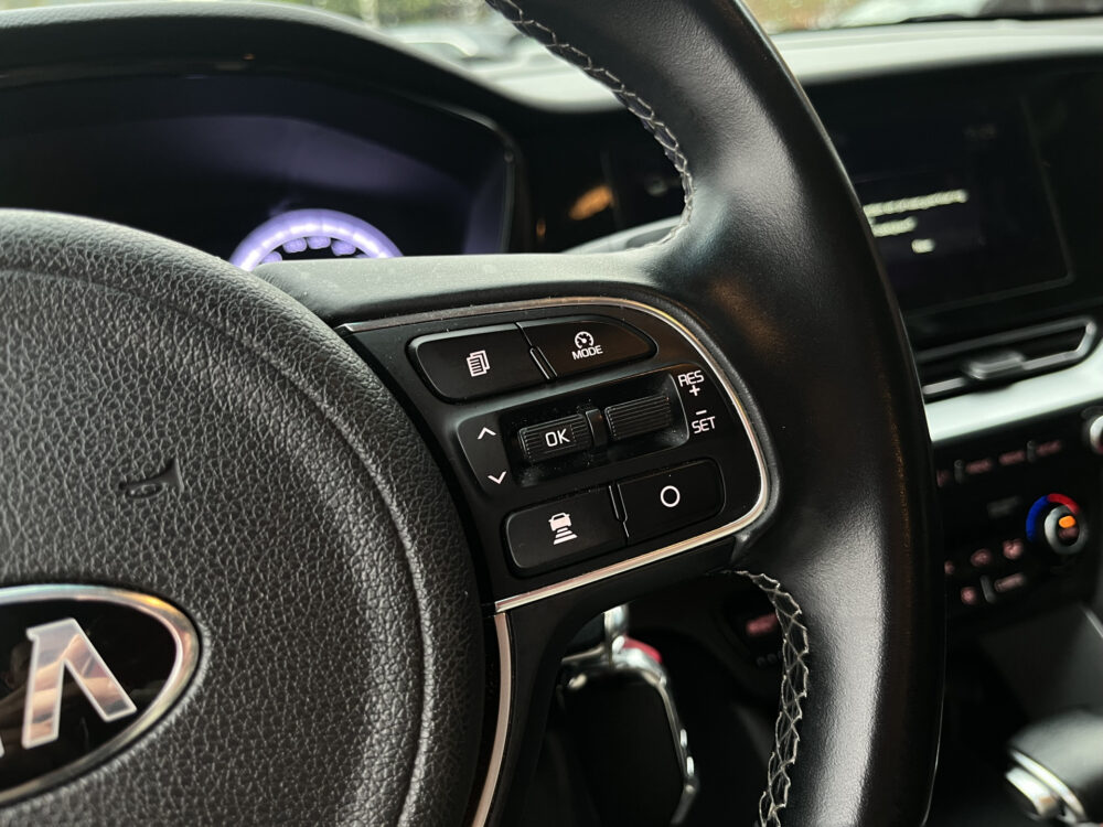 Kia Niro 1.6 GDi Hybrid DynamicLine // ADAPTIEVE CRUISE // LED // NAVI+CARPLAY // CAMERA // CLIMA /// 19