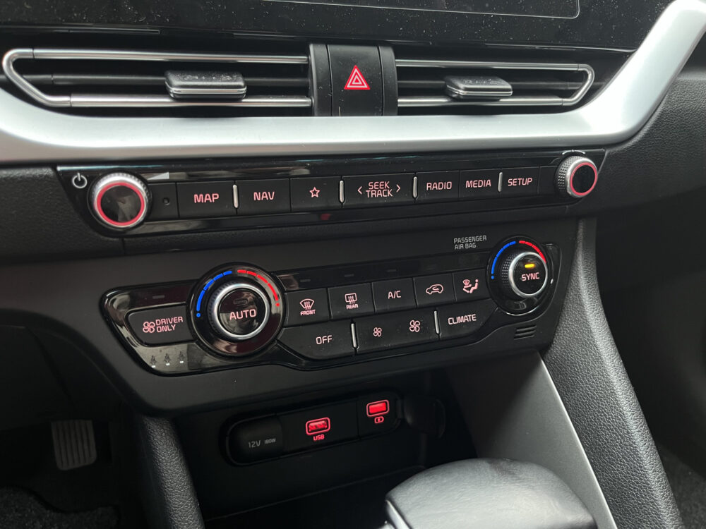 Kia Niro 1.6 GDi Hybrid DynamicLine // ADAPTIEVE CRUISE // LED // NAVI+CARPLAY // CAMERA // CLIMA /// 22