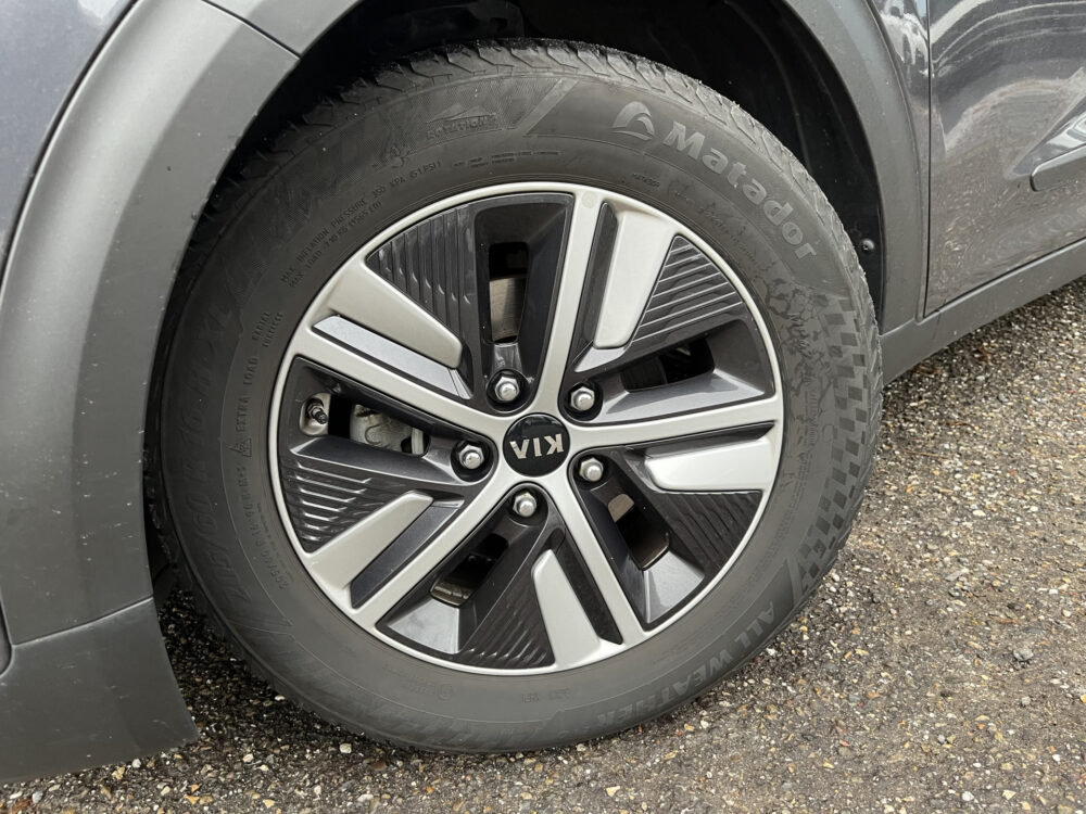 Kia Niro 1.6 GDi Hybrid DynamicLine // ADAPTIEVE CRUISE // LED // NAVI+CARPLAY // CAMERA // CLIMA /// 9