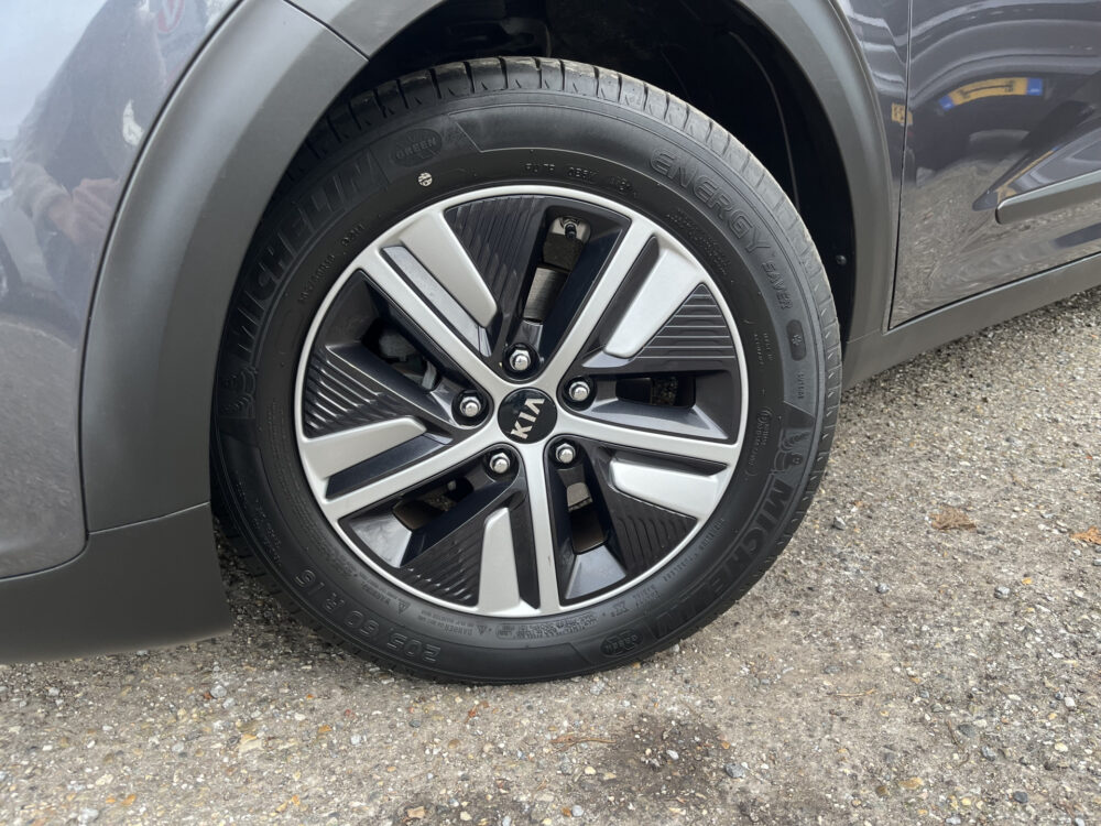 Kia Niro 1.6 GDi Hybrid DynamicLine // ADAPTIEVE CRUISE // LED // NAVI+CARPLAY // CAMERA // CLIMA /// 10