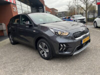 Kia Niro 1.6 GDi Hybrid DynamicLine // ADAPTIEVE CRUISE // LED // NAVI+CARPLAY // CAMERA // CLIMA /// 40