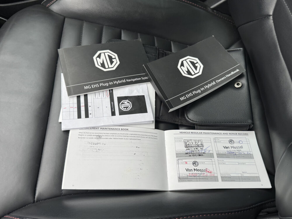 MG EHS 1.5 TGDI Luxury // SCHUIF-KANTELDAK // NAVI // 360° CAMERA // APPLE CARPLAY-ANDROID AUTO // LEDEREN BEKLEDING // TREKHAAK 29