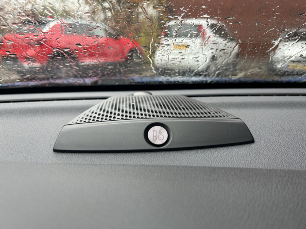 Ford Puma 1.0 EcoBoost Hybrid ST-Line X 155PK // FAB. GARANTIE T/M 25/06/27 // FULL LED // NAVI + CARPLAY // CAMERA // WINTERPACK 18