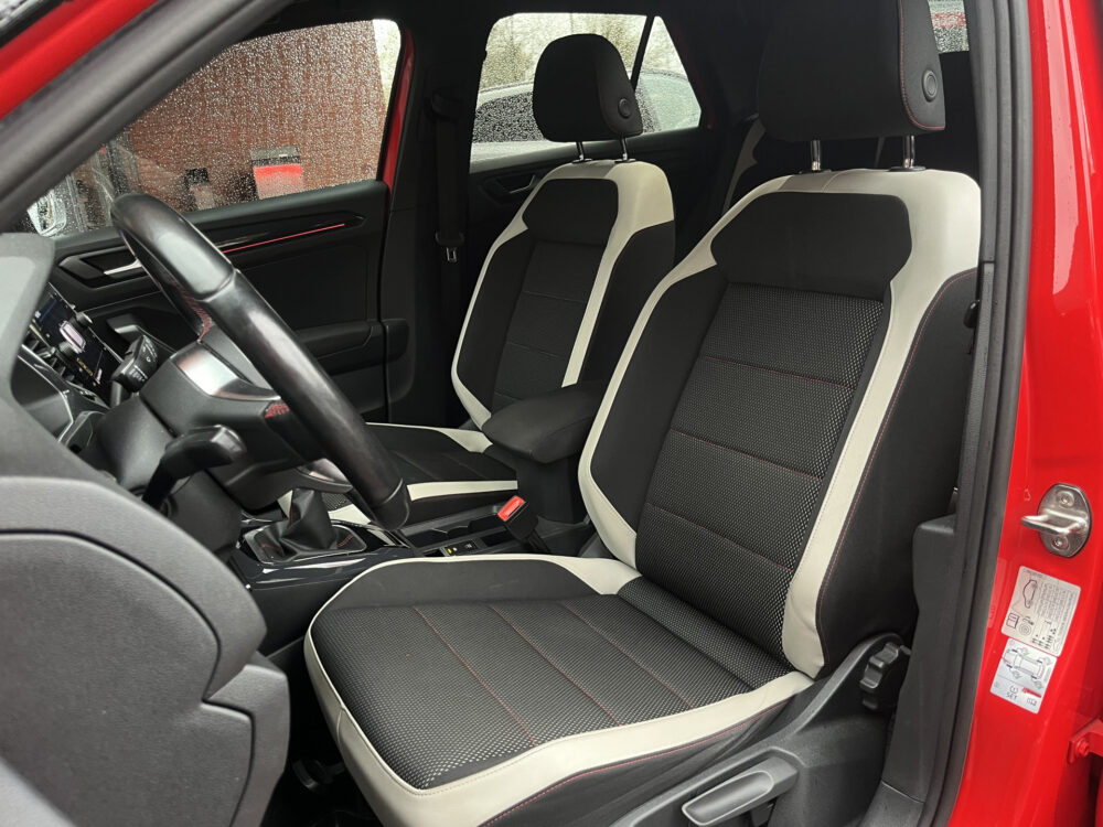 Volkswagen T-Roc 1.0 TSI Sport // ADAPT. CRUISE // DODEHOEK // NAVI // APPLE-ANDROID AUTO // PDC V+A // 13