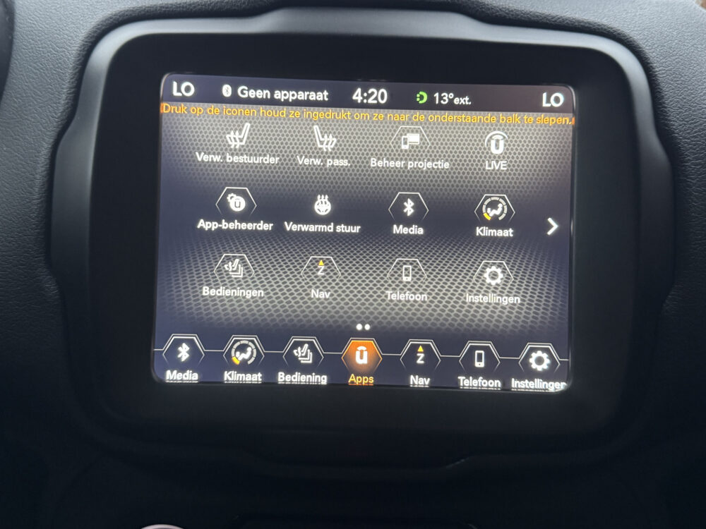 Jeep Renegade 1.3T DDCT Limited // TREKHAAK // NAVI // CLIMA // ADAPTIVE CRUISE // LEDER // KEY LESS ENTRY // 17