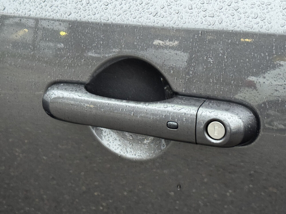 Jeep Renegade 1.3T DDCT Limited // TREKHAAK // NAVI // CLIMA // ADAPTIVE CRUISE // LEDER // KEY LESS ENTRY // 30