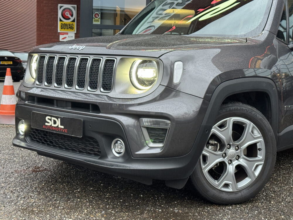 Jeep Renegade 1.3T DDCT Limited // TREKHAAK // NAVI // CLIMA // ADAPTIVE CRUISE // LEDER // KEY LESS ENTRY // 6