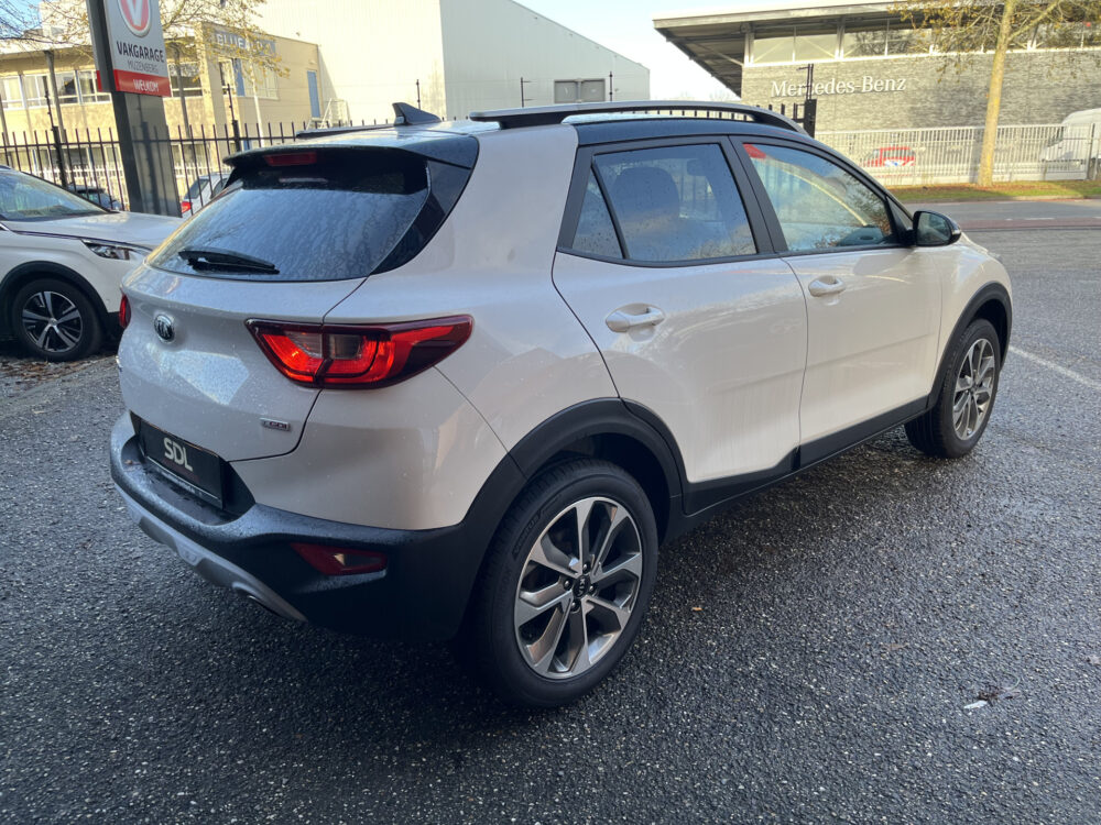 Kia Stonic 1.0 T-GDi DynamicPlusLine // NAVI // APPLE-ANDROID AUTO // CLIMA // DAB // STUUR+STOELVERWARMING // 5