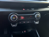 Kia Stonic 1.0 T-GDi DynamicPlusLine // NAVI // APPLE-ANDROID AUTO // CLIMA // DAB // STUUR+STOELVERWARMING // 56