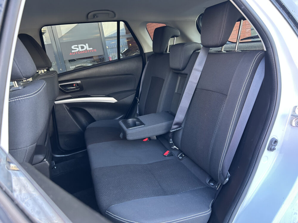 Suzuki S-Cross 1.0 Boosterjet Select 1e EIGENAAR!! // FULL LED // NAVI + CARPLAY // KEYLESS // CAMERA // CRUISE // STOELVERWARMING!! 28