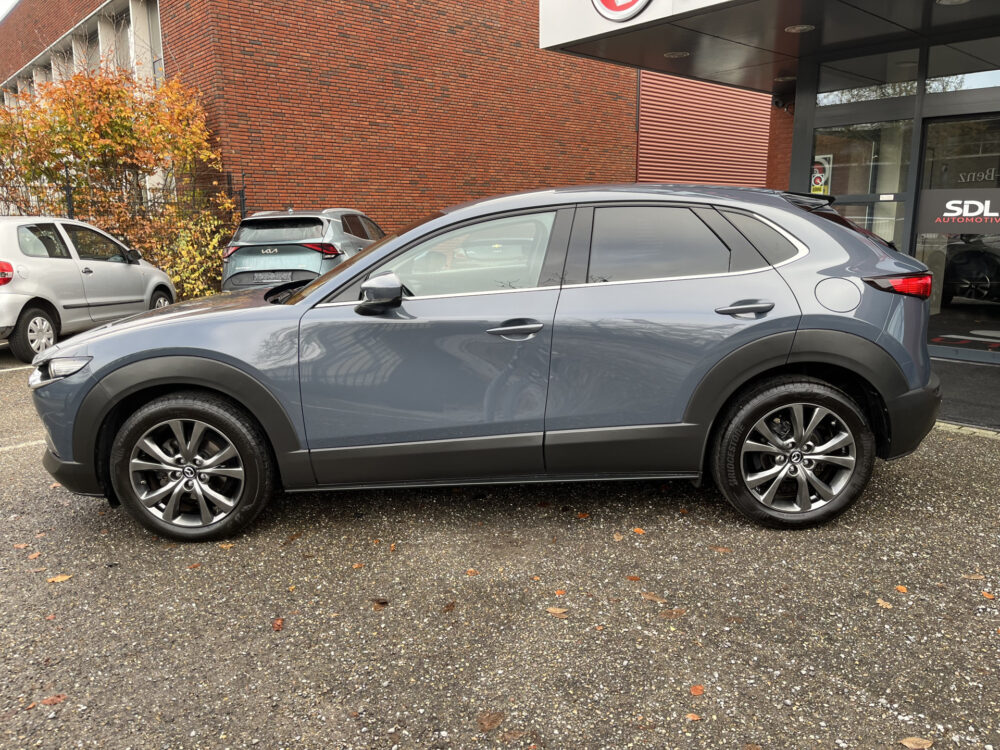 Mazda CX-30 2.0 e-SkyActiv-X M Hybrid Luxury // ADAPT. CRUISE // 360 CAMERA+SENSOREN // BOSE AUDIO // NAVI+CARPLAY // FULL LED // KEYLESS // 2