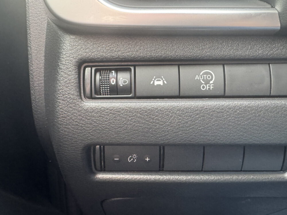 Nissan QASHQAI 1.3 MHEV Xtronic N-Connecta // NAVI // CAMERA // CLIMA // ADAPTIVE CRUISE // APPLE CARPLAY - ANDROID AUTO // 20