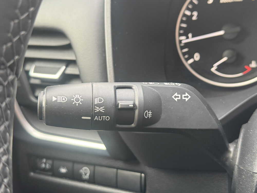 Nissan QASHQAI 1.3 MHEV Xtronic N-Connecta // NAVI // CAMERA // CLIMA // ADAPTIVE CRUISE // APPLE CARPLAY - ANDROID AUTO // 22