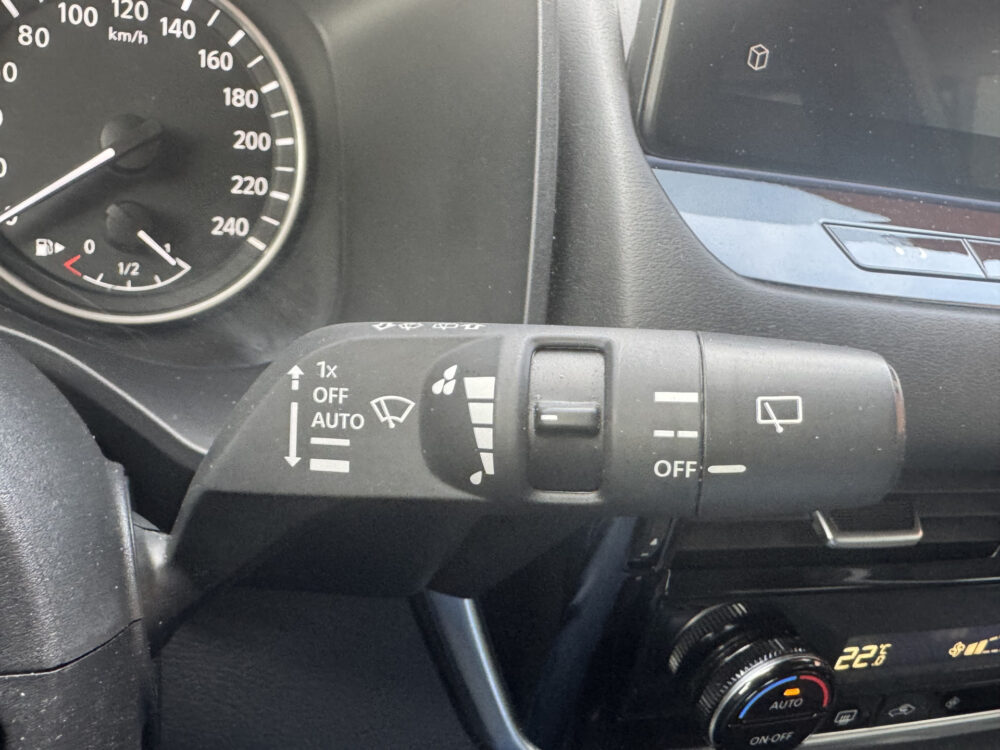 Nissan QASHQAI 1.3 MHEV Xtronic N-Connecta // NAVI // CAMERA // CLIMA // ADAPTIVE CRUISE // APPLE CARPLAY - ANDROID AUTO // 23