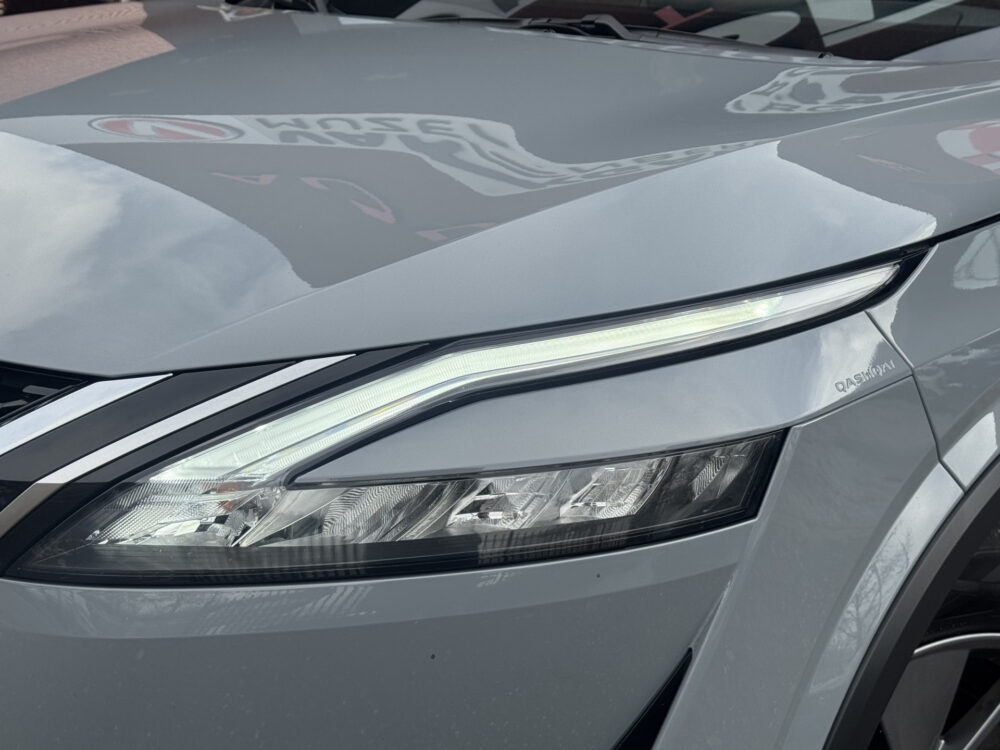 Nissan QASHQAI 1.3 MHEV Xtronic N-Connecta // NAVI // CAMERA // CLIMA // ADAPTIVE CRUISE // APPLE CARPLAY - ANDROID AUTO // 7