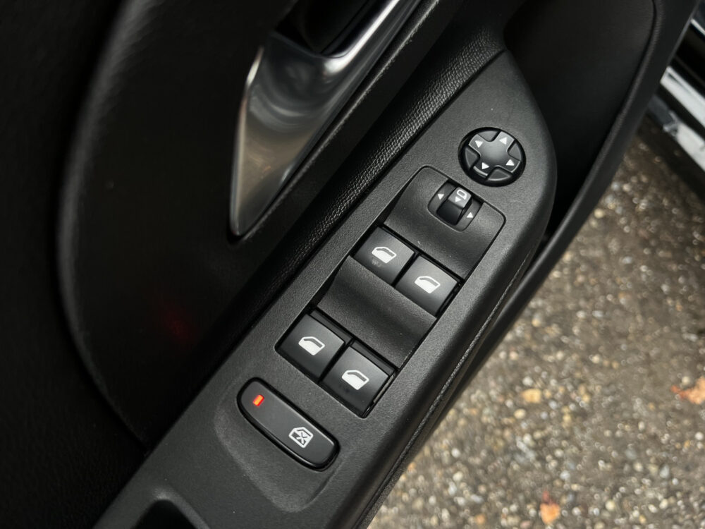 Opel Corsa 1.2 Elegance // NAVI+CARPLAY // CLIMA // CRUISE // CAMERA+SENSOREN // 14