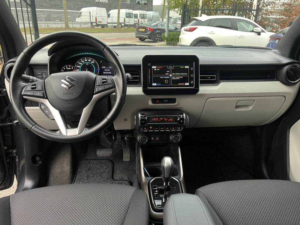 Suzuki Ignis 1.2 Stijl // LED // KEYLESS // CAMERA // NAVI+CARPLAY // STOELVERWARMING // 16