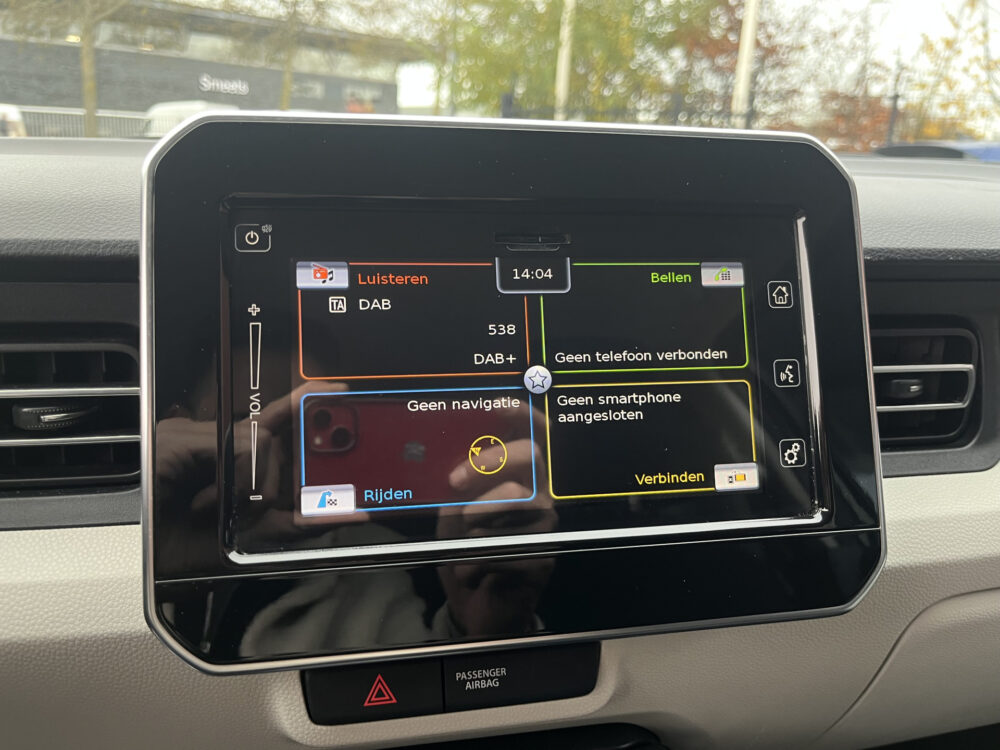 Suzuki Ignis 1.2 Stijl // LED // KEYLESS // CAMERA // NAVI+CARPLAY // STOELVERWARMING // 26