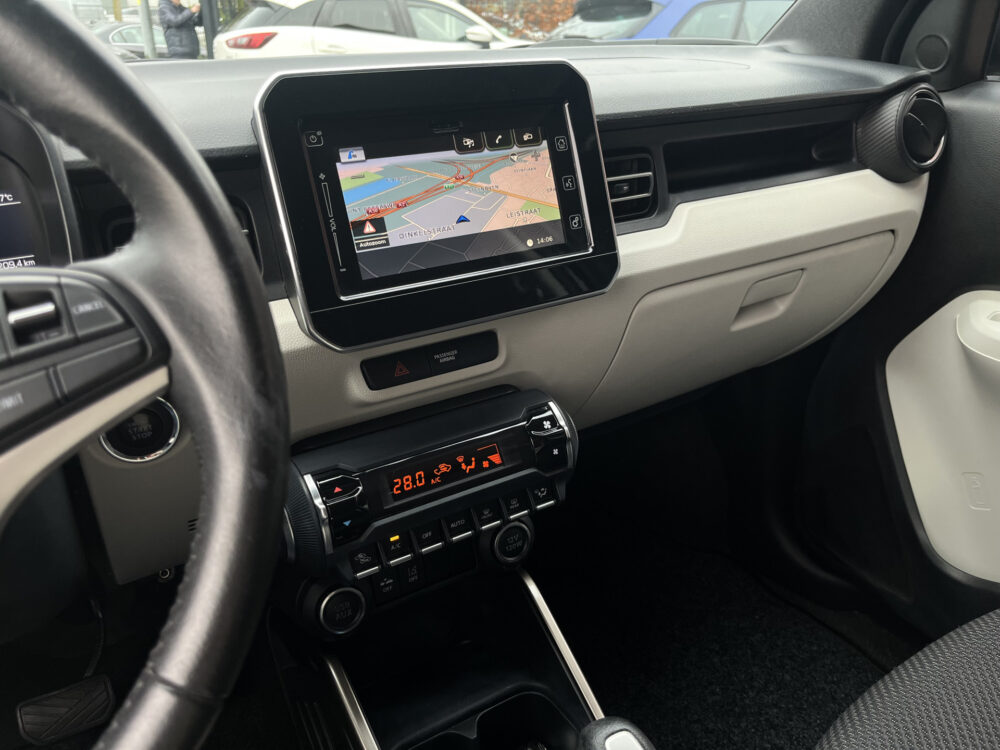 Suzuki Ignis 1.2 Stijl // LED // KEYLESS // CAMERA // NAVI+CARPLAY // STOELVERWARMING // 31
