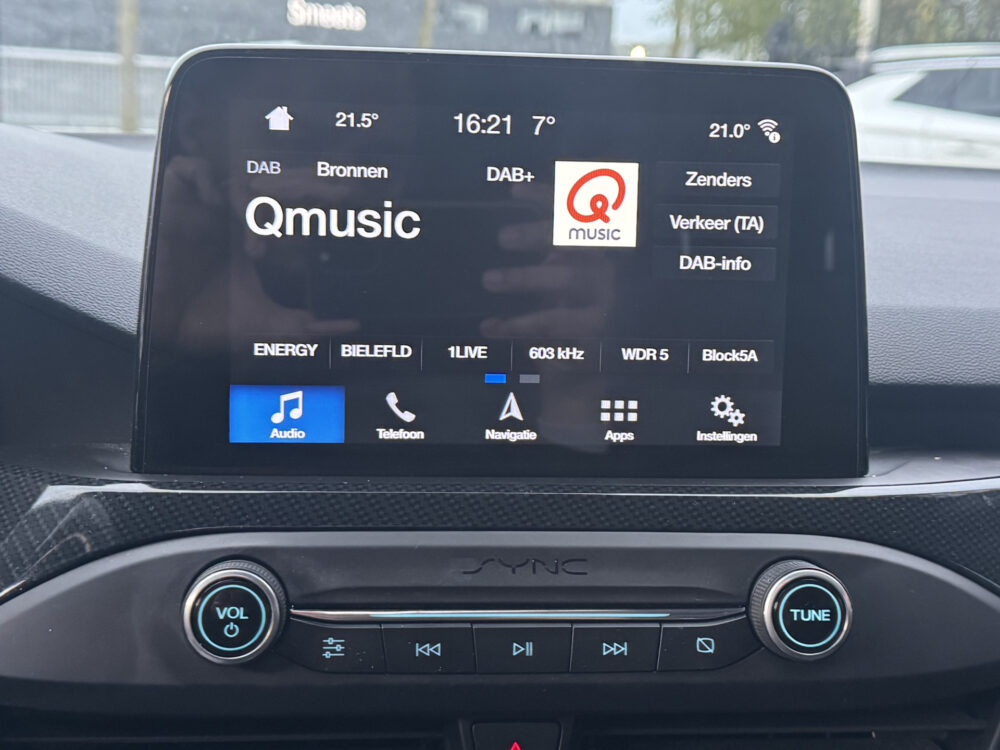 Ford FOCUS Wagon 1.5 EcoBoost ST Line Business // B&O AUDIO // SCHUIF KANTEL DAK // NAVI // CAMERA // TREKHAAK 20