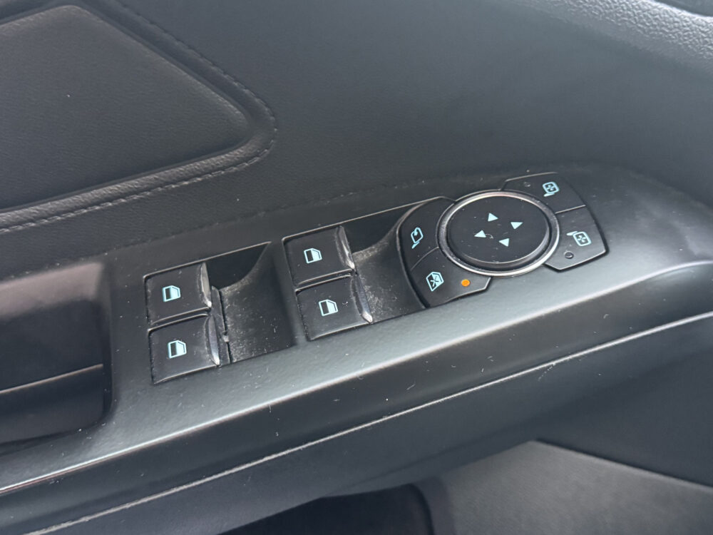 Ford FOCUS Wagon 1.5 EcoBoost ST Line Business // B&O AUDIO // SCHUIF KANTEL DAK // NAVI // CAMERA // TREKHAAK 24