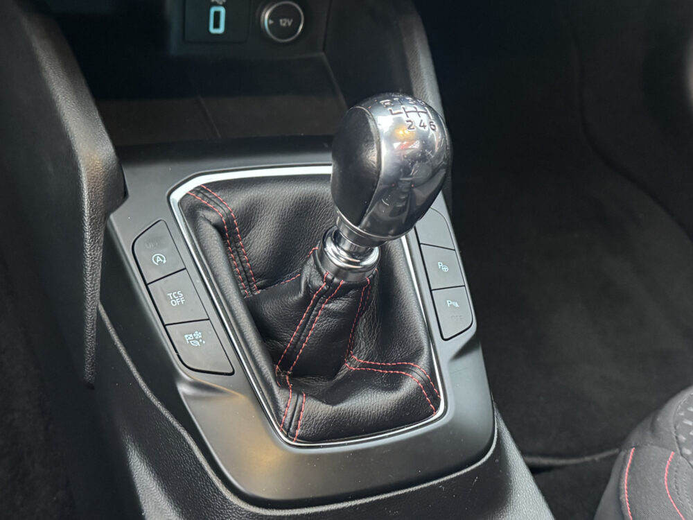 Ford FOCUS Wagon 1.5 EcoBoost ST Line Business // B&O AUDIO // SCHUIF KANTEL DAK // NAVI // CAMERA // TREKHAAK 29