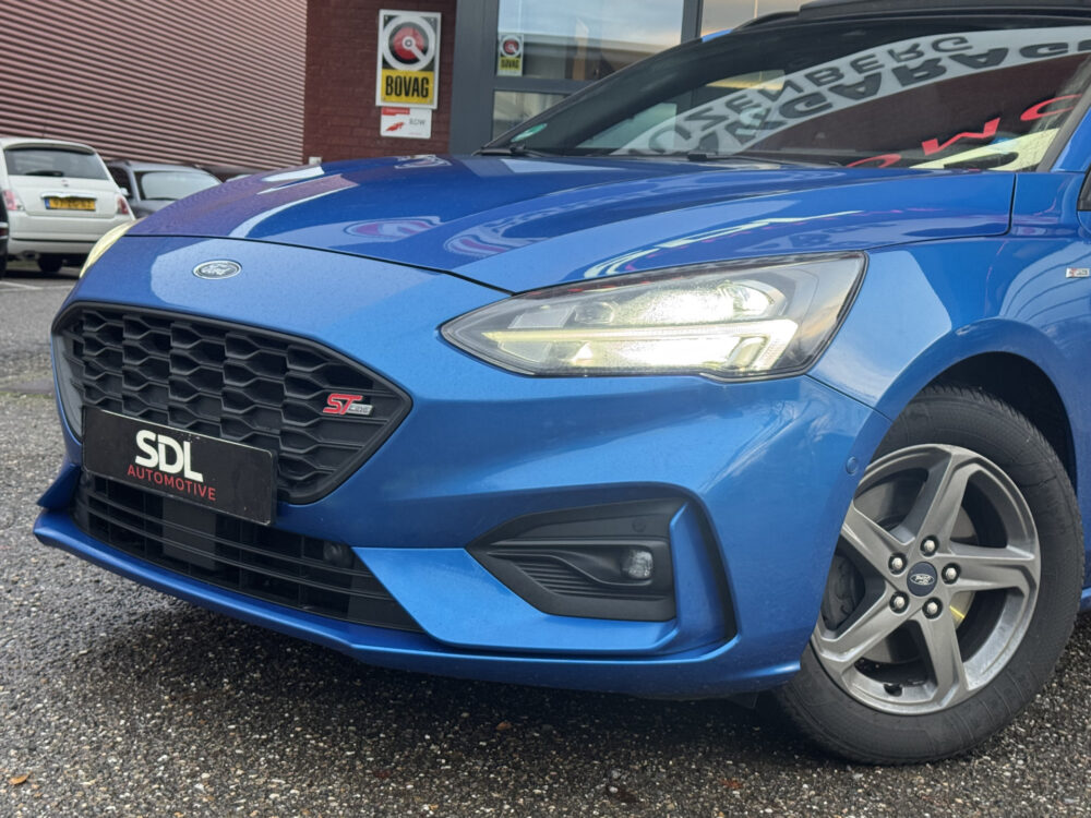Ford FOCUS Wagon 1.5 EcoBoost ST Line Business // B&O AUDIO // SCHUIF KANTEL DAK // NAVI // CAMERA // TREKHAAK 6