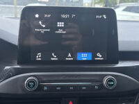 Ford FOCUS Wagon 1.5 EcoBoost ST Line Business // B&O AUDIO // SCHUIF KANTEL DAK // NAVI // CAMERA // TREKHAAK 60