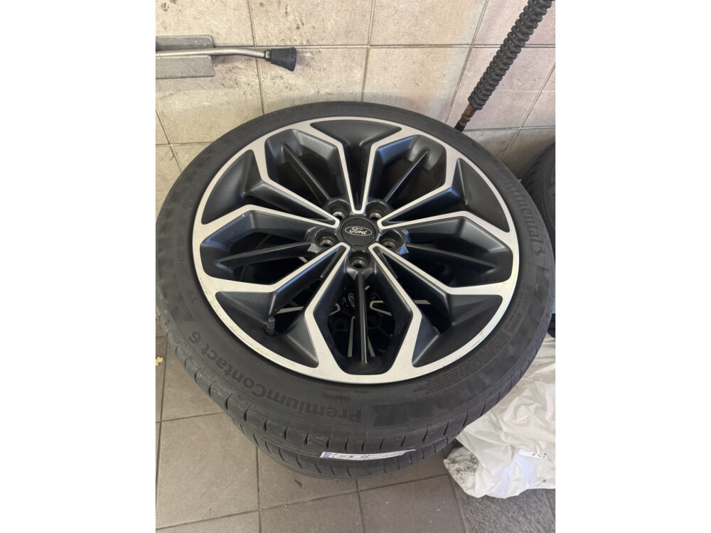 Ford FOCUS Wagon 1.5 EcoBoost ST Line Business // B&O AUDIO // SCHUIF KANTEL DAK // NAVI // CAMERA // TREKHAAK 9