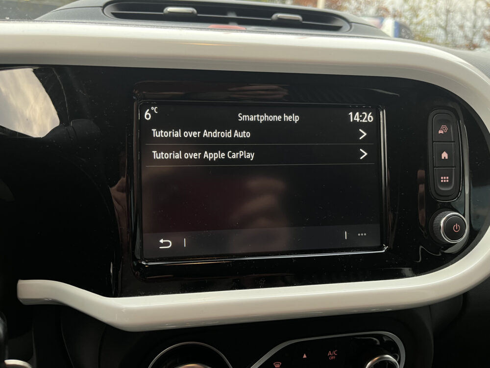 Renault Twingo Z.E. R80 Intens // LED // PARKEERCAMERA // CLIMA // CRUISE // STOELVERWARMING // APPLE-ANDROID AUTO // 29