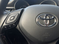 Toyota C-HR 1.8 Hybrid Style // LED VERLICHTING // NAVI // CAMERA // ADAPTIVE CRUISE // CLIMA // DODENHOEK SENSOR // 45