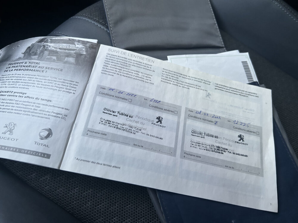 Peugeot 2008 1.2 PureTech Allure // LED // NAVI + CARPLAY // PDC V+A // CAMERA // CLIMA // HALF-LEDER 14